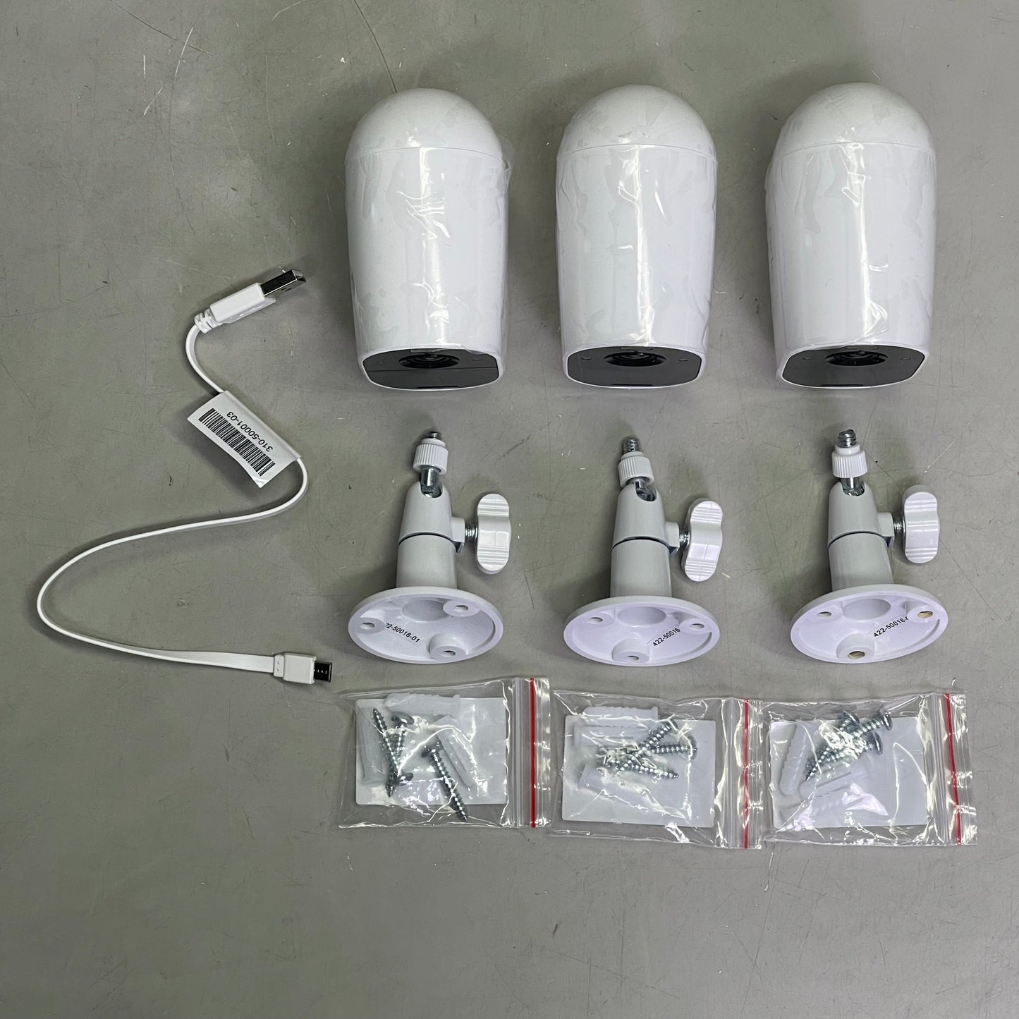 ARLO (3 PACK) Essential Wire-Free Spotlight Security Cameras 130° FOV White VMC2330W-100NAS (Pre-Owned)