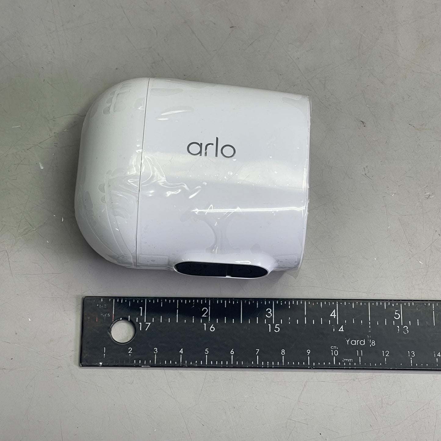 ARLO (3 PACK) Essential Wire-Free Spotlight Security Cameras 130° FOV White VMC2330W-100NAS (Pre-Owned)