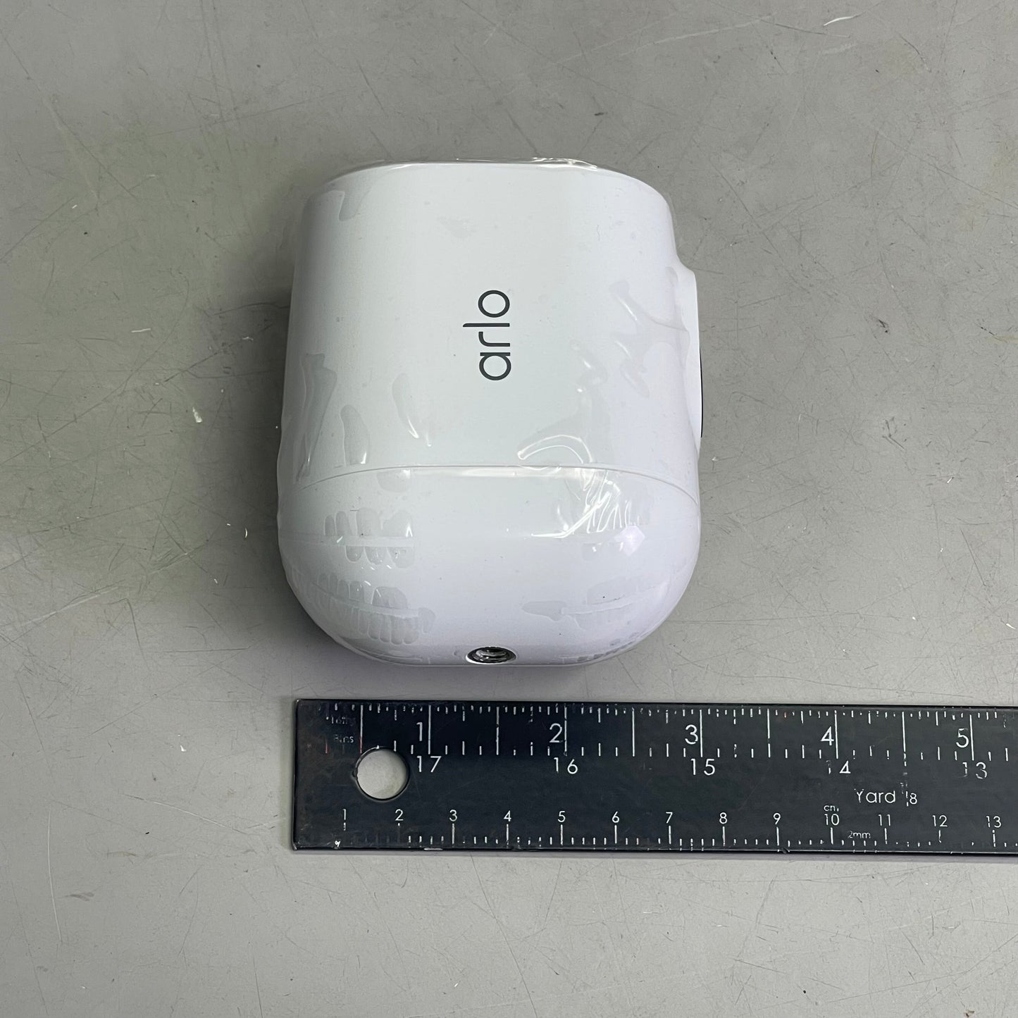 ARLO (3 PACK) Essential Wire-Free Spotlight Security Cameras 130° FOV White VMC2330W-100NAS (Pre-Owned)